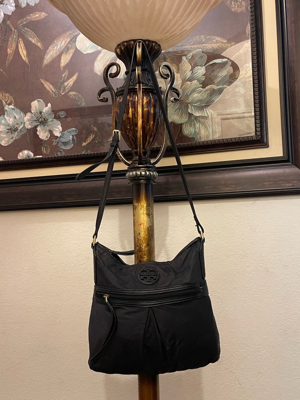 Tory Burch please check all picture of condition